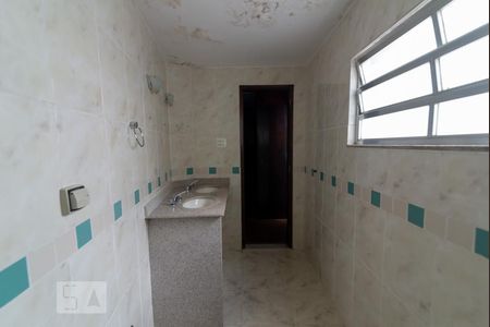 Casa à venda com 273m², 3 quartos e 1 vagaBanheiro da Suíte