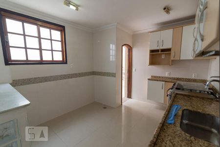 Casa à venda com 273m², 3 quartos e 1 vagaCozinha