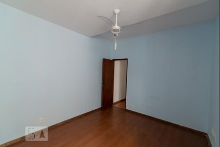 Casa à venda com 273m², 3 quartos e 1 vagaSuíte