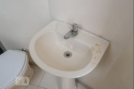 Casa à venda com 273m², 3 quartos e 1 vagaBanheiro de Serviço