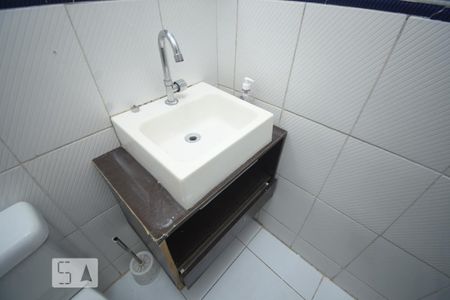 Apartamento para alugar com 55m², 2 quartos e sem vagaBanheiro