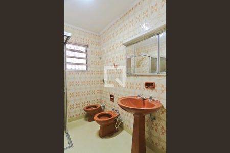 Casa para alugar com 200m², 3 quartos e 3 vagas Casa para alugar com 200m², 3 quartos e 3 vagasBanheiro