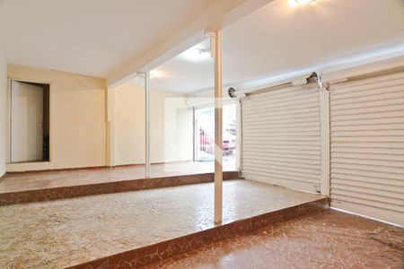Casa para alugar com 200m², 3 quartos e 3 vagas Casa para alugar com 200m², 3 quartos e 3 vagasGaragem