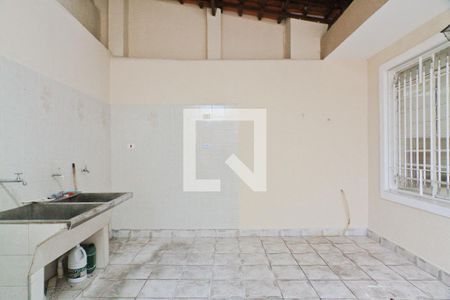 Casa para alugar com 200m², 3 quartos e 3 vagas Casa para alugar com 200m², 3 quartos e 3 vagasÁrea de Serviço