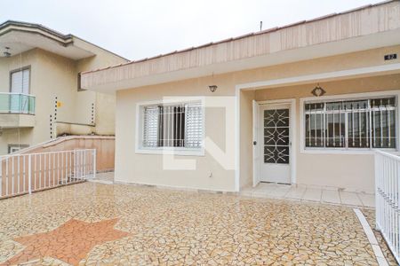 Casa para alugar com 200m², 3 quartos e 3 vagas Casa para alugar com 200m², 3 quartos e 3 vagasÁrea externa