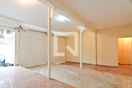 Casa para alugar com 200m², 3 quartos e 3 vagas Casa para alugar com 200m², 3 quartos e 3 vagasGaragem