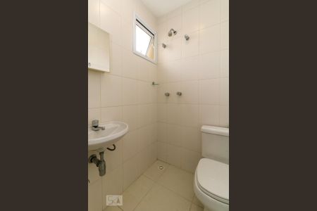 Apartamento para alugar com 105m², 3 quartos e 2 vagas Apartamento para alugar com 105m², 3 quartos e 2 vagasBanheiro de serviço