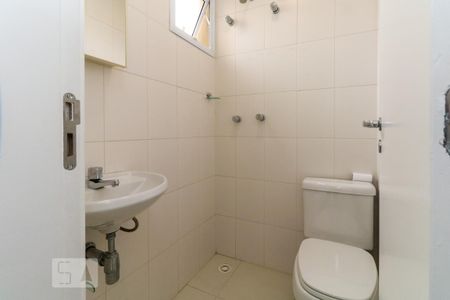 Apartamento para alugar com 105m², 3 quartos e 2 vagas Apartamento para alugar com 105m², 3 quartos e 2 vagasBanheiro de serviço