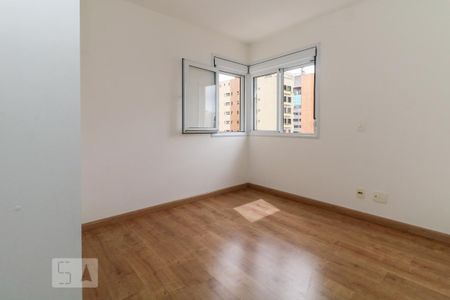 Apartamento para alugar com 105m², 3 quartos e 2 vagas Apartamento para alugar com 105m², 3 quartos e 2 vagasQuarto 2