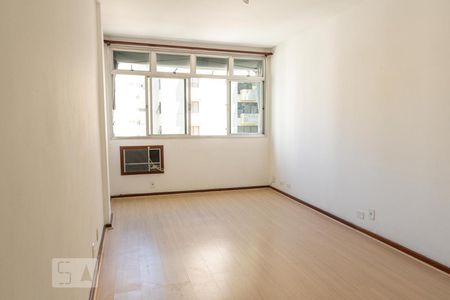 Sala de apartamento à venda com 3 quartos, 93m² em Icaraí, Niterói