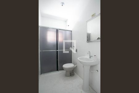 Casa à venda com 458m², 3 quartos e 2 vagas Casa à venda com 458m², 3 quartos e 2 vagasBanheiro