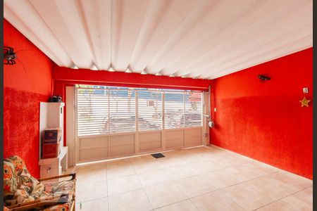 Casa à venda com 150m², 4 quartos e 2 vagasGaragem