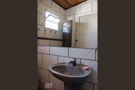 Casa à venda com 107m², 2 quartos e 4 vagas Casa à venda com 107m², 2 quartos e 4 vagasBanheiro da Suíte