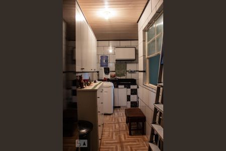 Casa à venda com 107m², 2 quartos e 4 vagas Casa à venda com 107m², 2 quartos e 4 vagasÁrea de Serviço