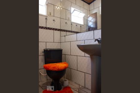 Casa à venda com 107m², 2 quartos e 4 vagas Casa à venda com 107m², 2 quartos e 4 vagasBanheiro da Suíte