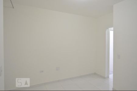 Quarto e área de serviço de apartamento para alugar com 1 quarto, 30m² em Alto da Mooca, São Paulo