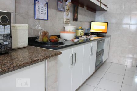 Casa à venda com 193m², 2 quartos e 1 vagaCozinha