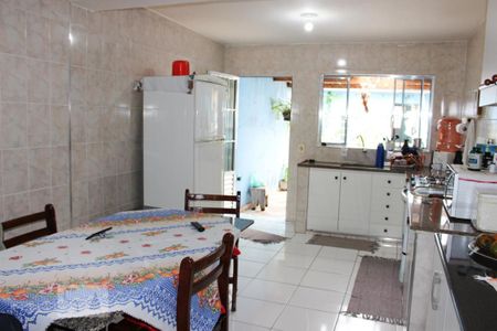 Casa à venda com 193m², 2 quartos e 1 vagaCozinha