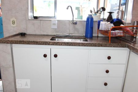 Casa à venda com 193m², 2 quartos e 1 vagaPia da Cozinha