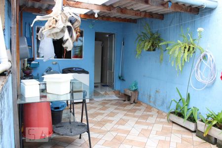 Casa à venda com 193m², 2 quartos e 1 vagaQuintal