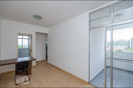 Sala de Apartamento com 2 quartos, 60m² Buritis