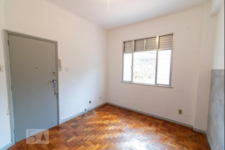 Sala de apartamento para alugar com 1 quarto, 35m² em Vila Isabel, Rio de Janeiro