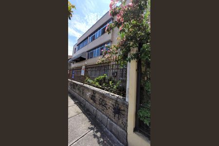 Apartamento à venda com 65m², 2 quartos e sem vaga Apartamento à venda com 65m², 2 quartos e sem vagaFachada