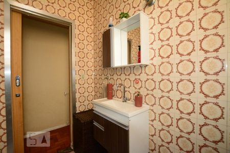 Apartamento à venda com 65m², 2 quartos e sem vagaBanheiro Social