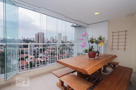 Varanda de apartamento à venda com 2 quartos, 64m² em Vila Ipojuca, São Paulo