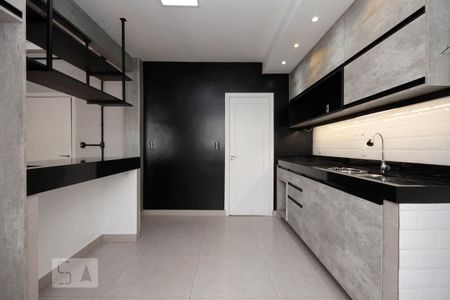 Apartamento à venda com 98m², 2 quartos e sem vagaCozinha