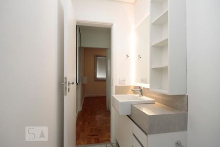 Apartamento à venda com 98m², 2 quartos e sem vagaBanheiro da Suíte