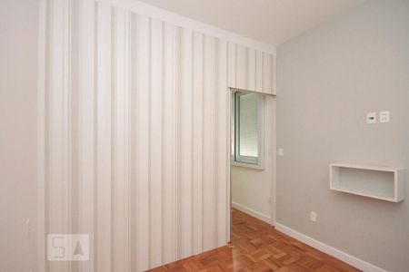 Apartamento à venda com 98m², 2 quartos e sem vagaSuíte