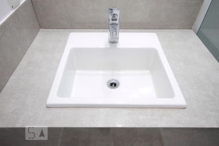 Apartamento à venda com 98m², 2 quartos e sem vagaBanheiro