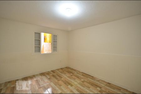 Quarto de casa para alugar com 1 quarto, 35m² em Vila Fachini, São Paulo