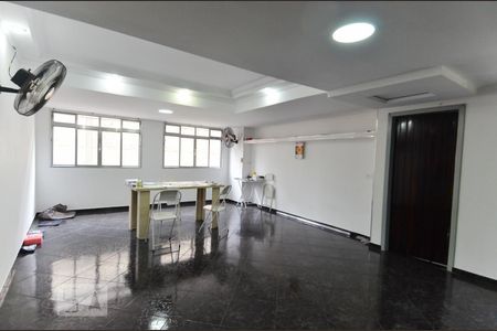 Apartamento para alugar com 52m², 1 quarto e sem vaga Apartamento para alugar com 52m², 1 quarto e sem vagaÁrea comum - Salão de festas