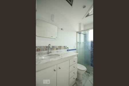 Apartamento à venda com 96m², 3 quartos e 3 vagasBanheiro Quarto 2 - Suíte