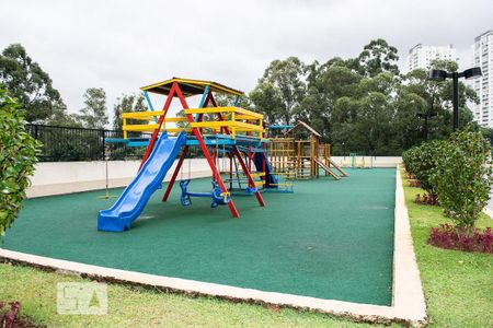 Apartamento à venda com 96m², 3 quartos e 3 vagas Apartamento à venda com 96m², 3 quartos e 3 vagasPlayground