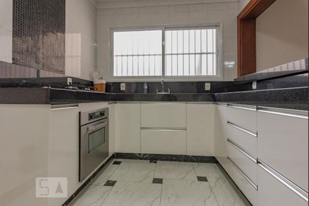 Cozinha de casa à venda com 3 quartos, 200m² em Chácara São Domingos, Campinas