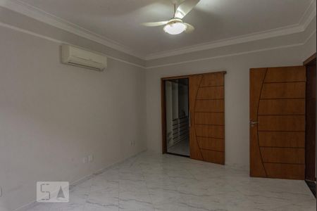 Suíte de casa à venda com 3 quartos, 200m² em Chácara São Domingos, Campinas