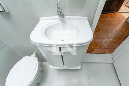 Banheiro de casa para alugar com 1 quarto, 66m² em Ferrazópolis, São Bernardo do Campo