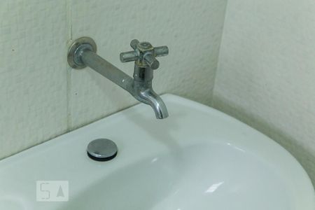 Casa para alugar com 100m², 2 quartos e 1 vagaBanheiro da suíte 2 - Torneira