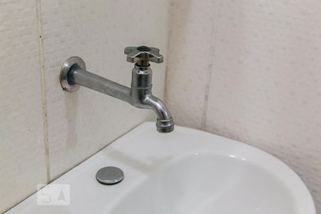 Lavabo - Torneira de casa para alugar com 2 quartos, 100m² em Jardim Lourdes (zona Sul), São Paulo