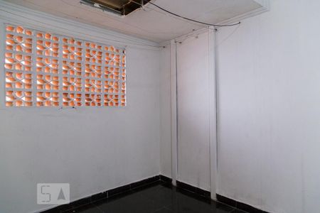 Casa para alugar com 100m², 2 quartos e 1 vagaÁrea de serviço
