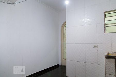 Casa para alugar com 100m², 2 quartos e 1 vagaÁrea de serviço