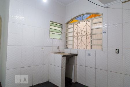 Casa para alugar com 100m², 2 quartos e 1 vagaÁrea de serviço