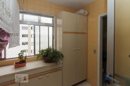 Apartamento à venda com 82m², 3 quartos e 1 vagaÁrea de Serviço