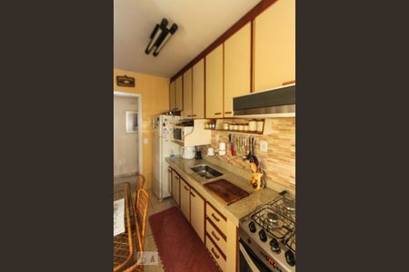 Apartamento à venda com 82m², 3 quartos e 1 vagaCozinha