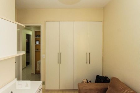 Apartamento à venda com 82m², 3 quartos e 1 vagaQuarto