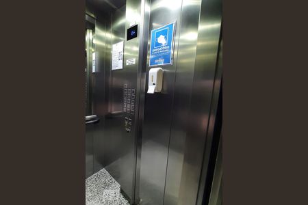 Elevador de apartamento para alugar com 2 quartos, 59m² em Vila Santa Clara, São Paulo