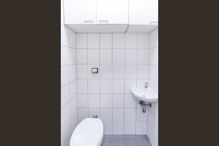 Apartamento à venda com 65m², 2 quartos e 1 vagaBanheiro de Serviço